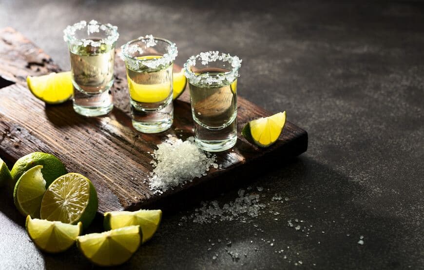Explorando el ascenso del tequila como potencia cultural y económica