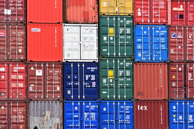Regímenes de Importación y Exportación Temporal: Reglas, Beneficios y Procesos Explicados