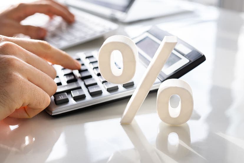 Invoice Discounting and Credit Risk: Mitigating Risks and Protecting Your Business